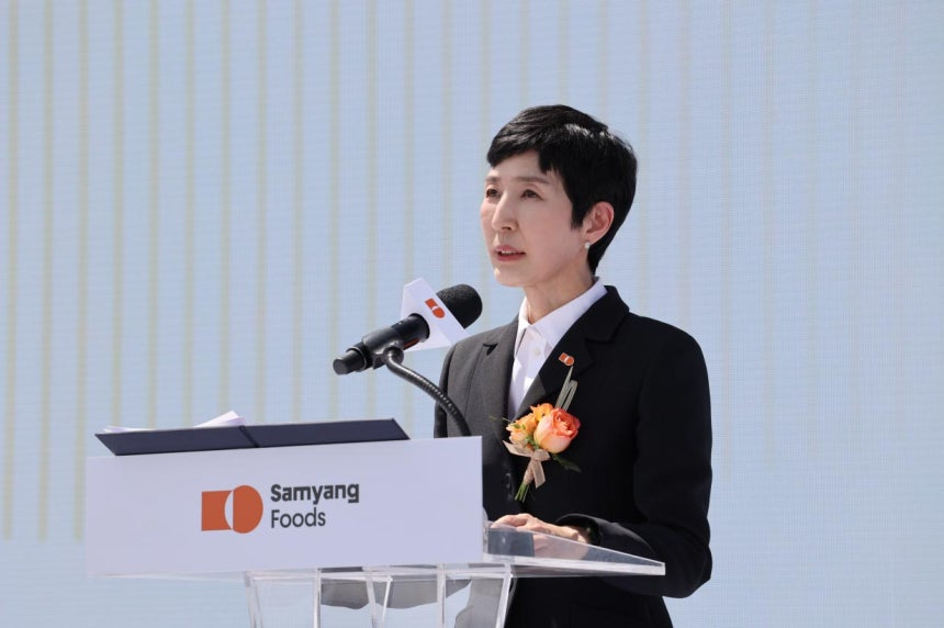 삼양식품은 12일 이사회를 열고 6월 1일 자로 김정수 부회장을 신임 회장으로 선임해 명동시대를 이끌 글로벌 통합 리더십을 강화한다고 밝혔다. /사진=삼양식품