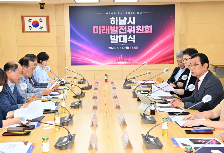 민선 9기 이현재호,인수인계 없이 ‘미래설계’ 직행