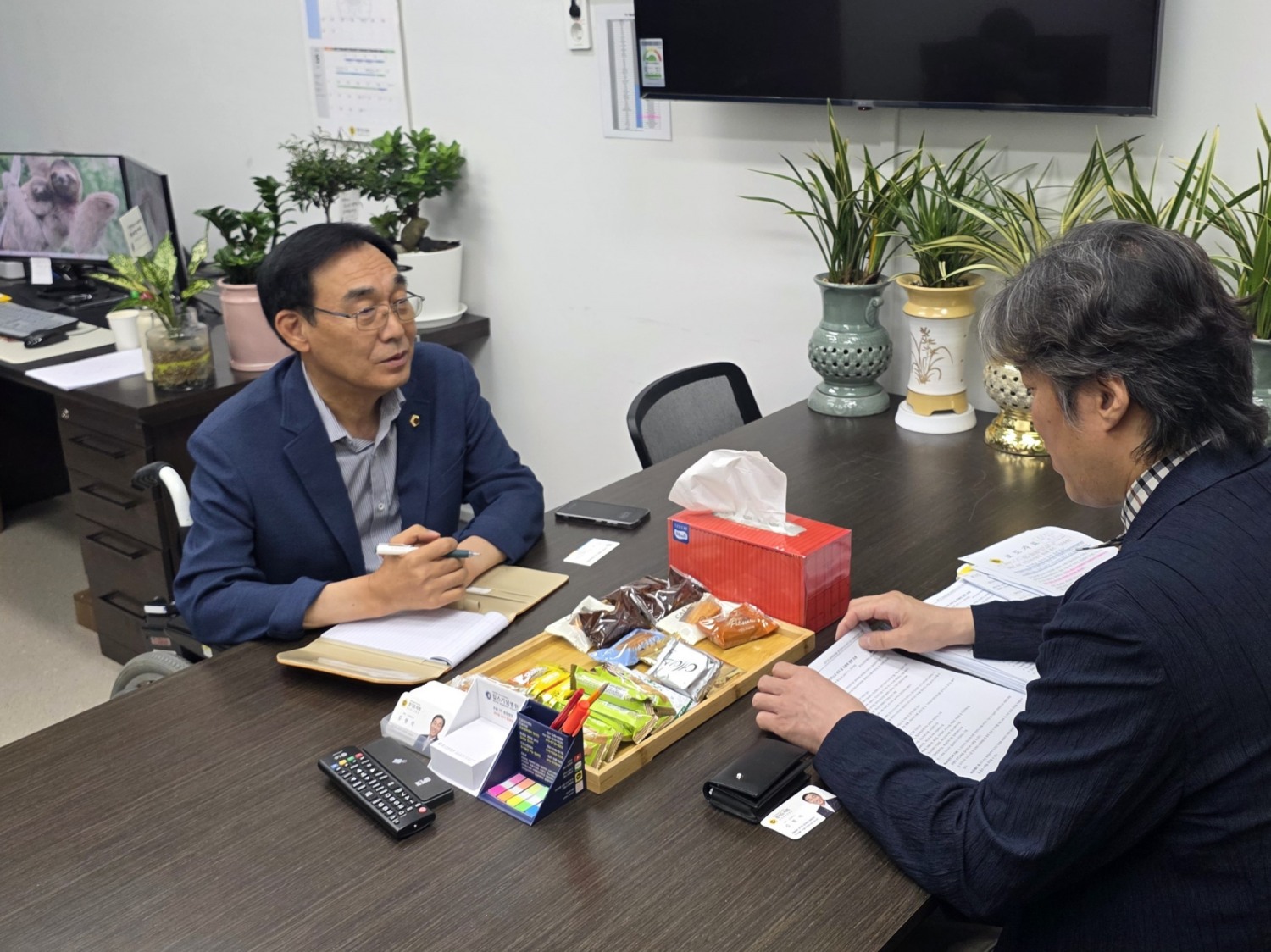 김현덕 경기도의원(왼쪽)