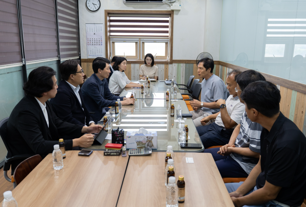 경상원, 김포 모아패션아울렛 상권 현장 방문