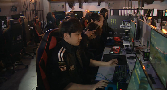 노타이틀, APL 스플릿1 2일차 1위...아레나 종합 1위 수성 - 뉴스 썸네일 이미지