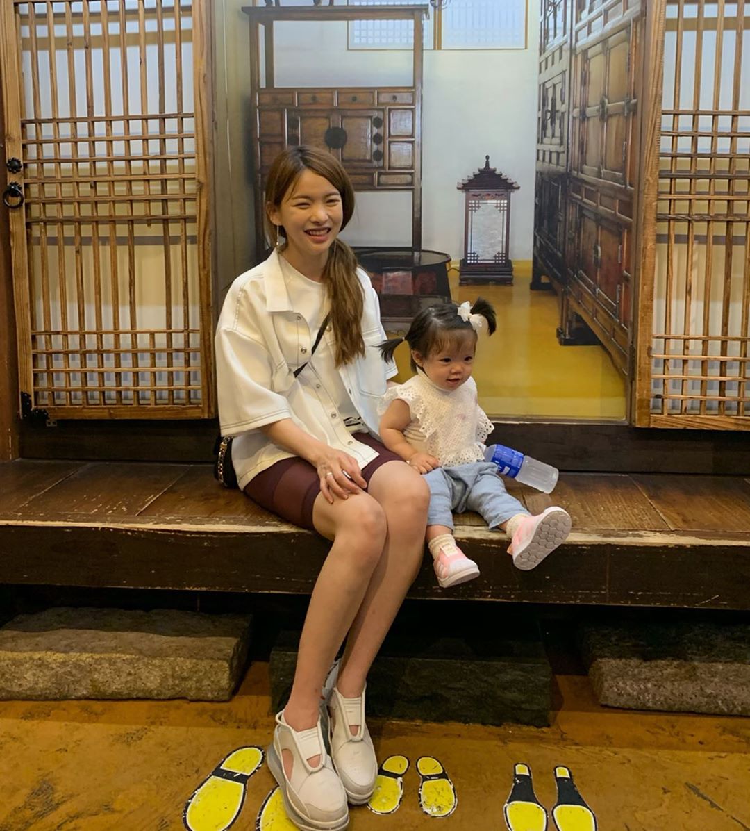 사진출처=신애련SNS캡처