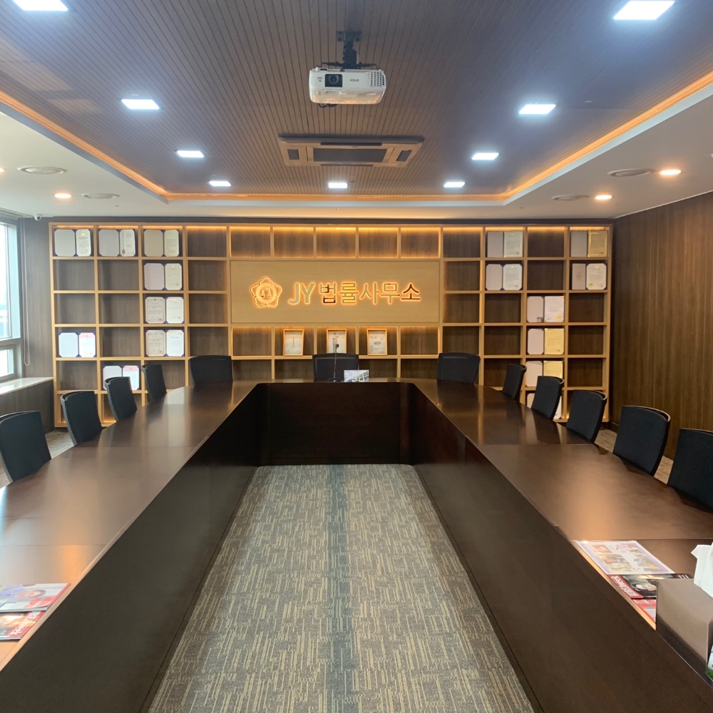 통신매체이용음란죄, 사소한 행위가 큰 처벌까지 이어질 수 있어