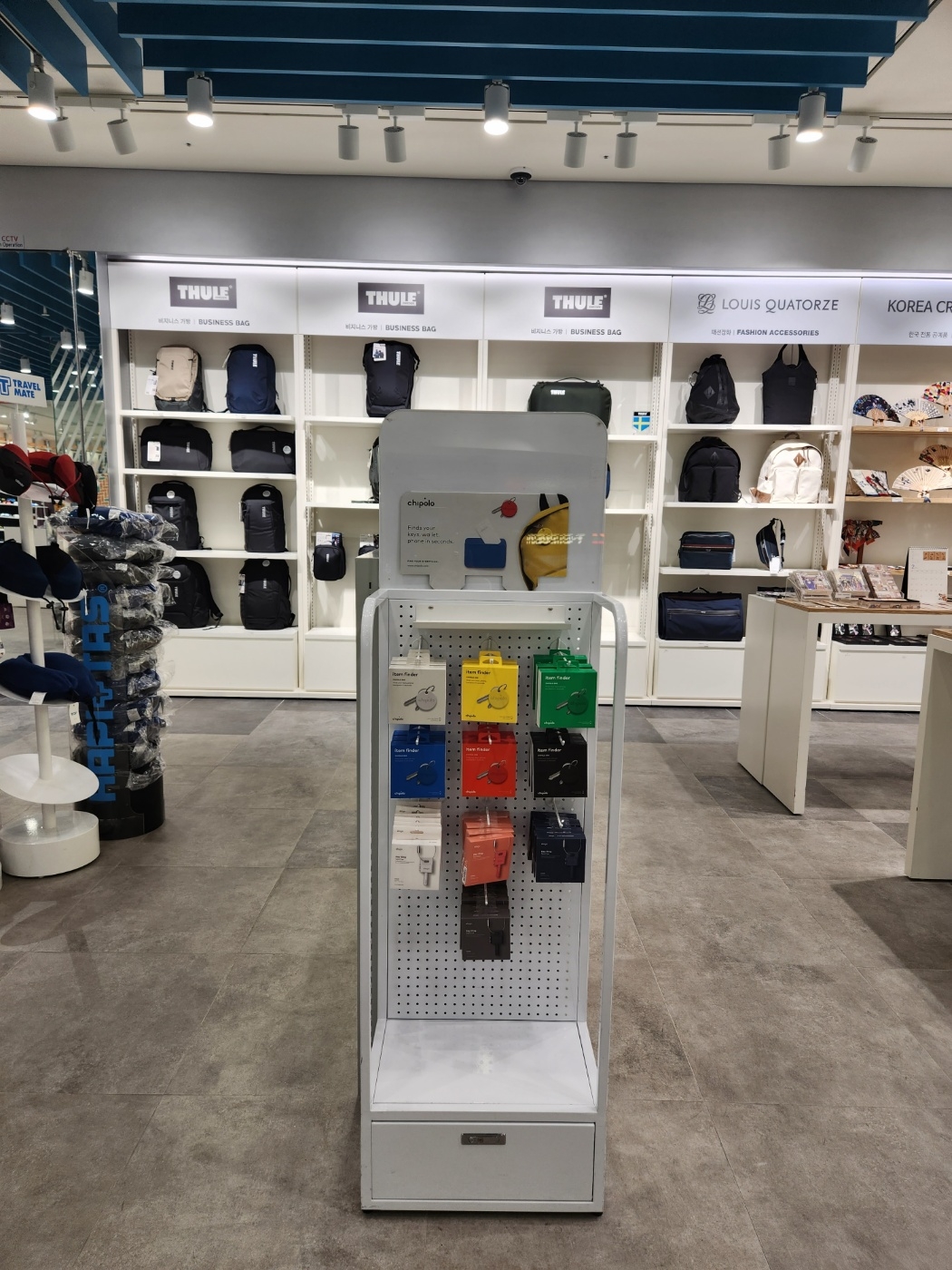 디케이스토어, 인천공항 여행용품 판매점 트레블메이트 입점