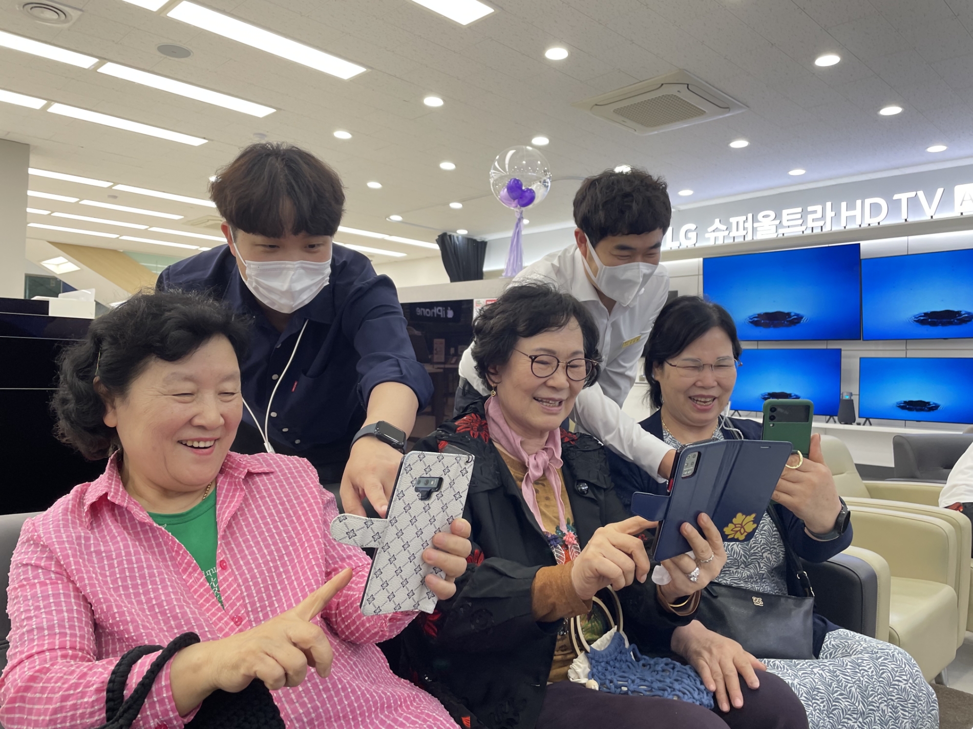 LG베스트샵, 생활 속 꿀팁 정보부터 보이스피싱 예방 교육까지