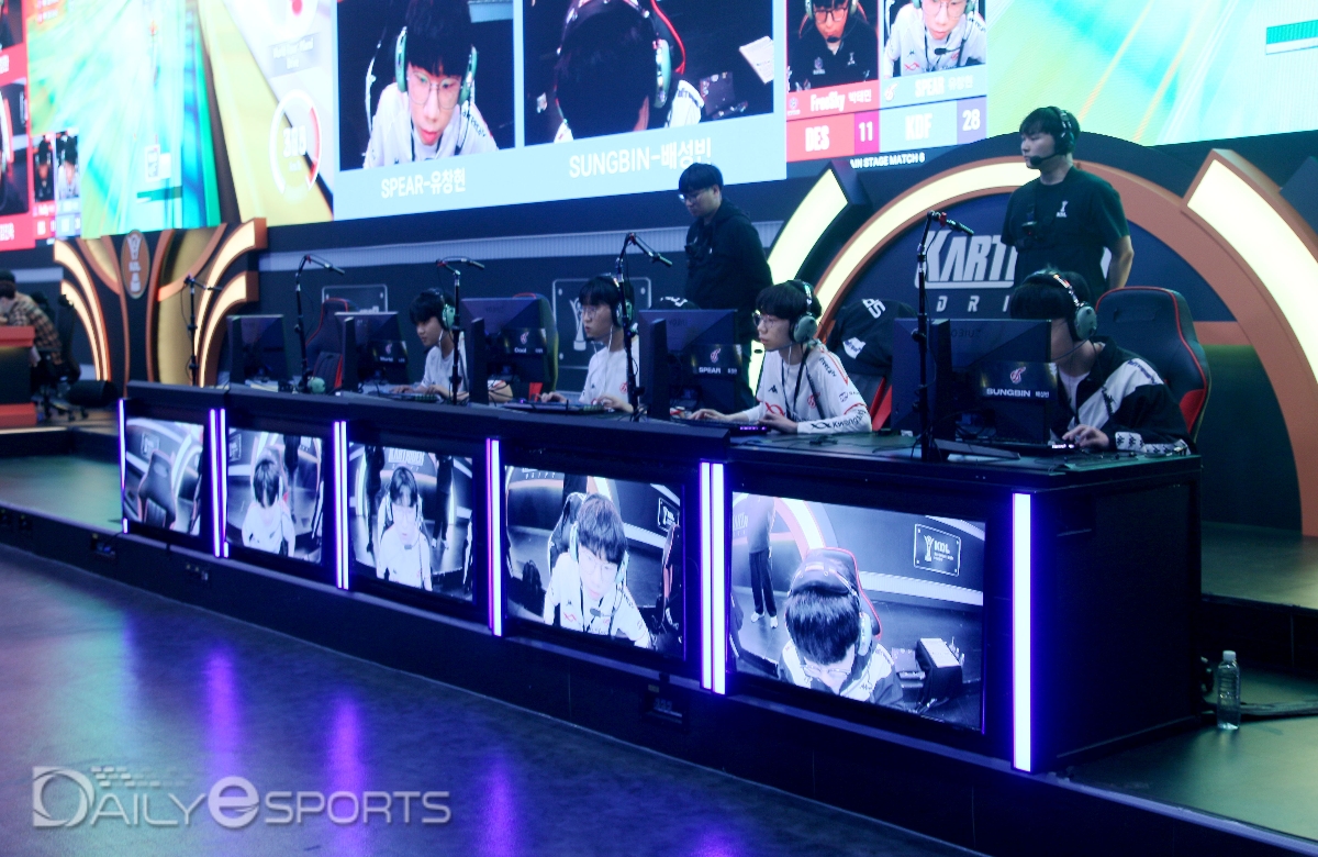 Guangdong Freecs' Ace Decision Win in Kart Rider: Drift League ...