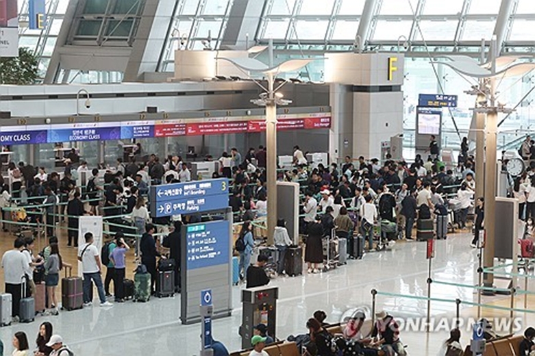 추석 황금연휴 떠나요(사진=연합)