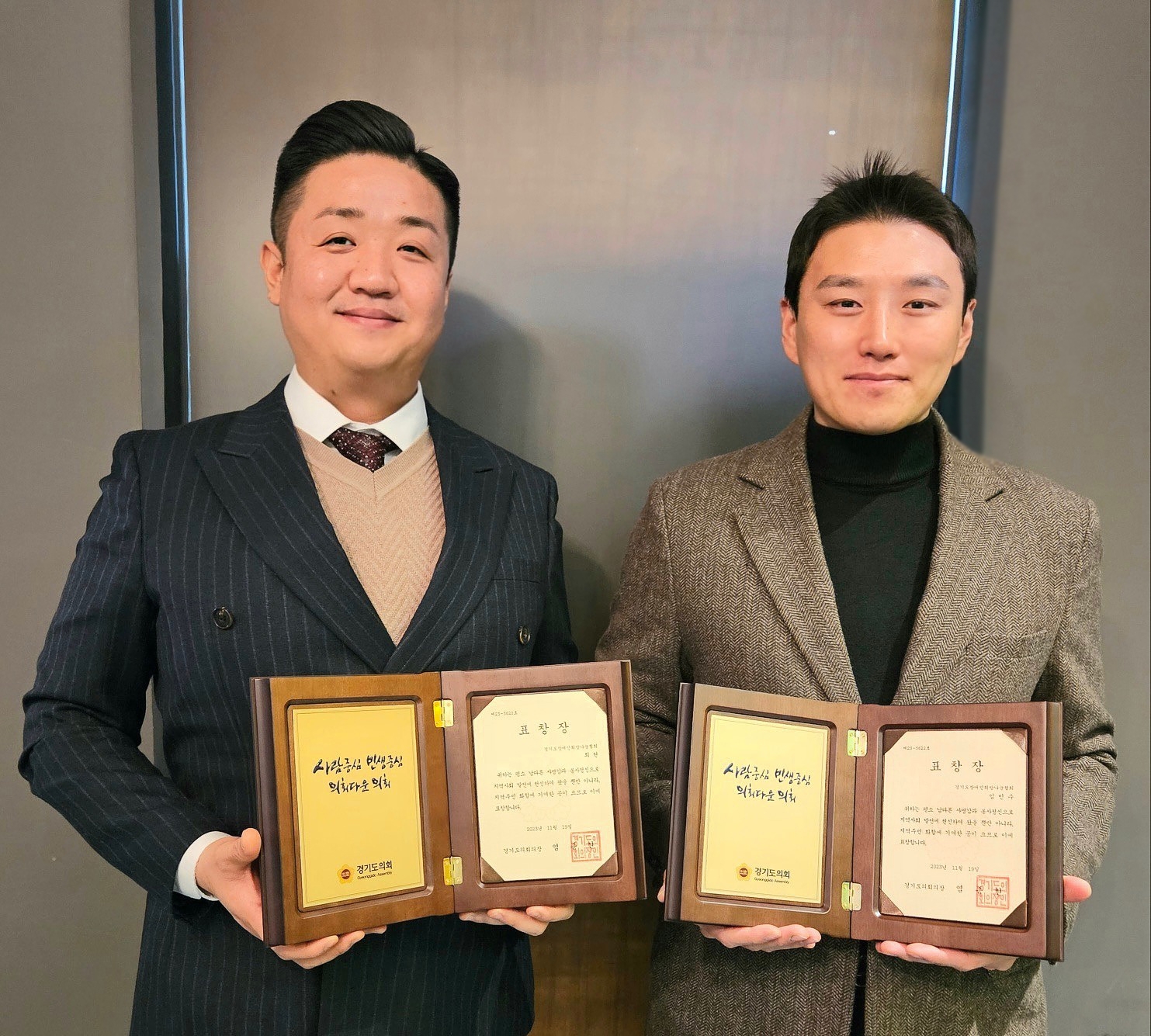 (좌측부터) KT투정보통신㈜ 최현 대표, ㈜디에이치엠 순수덮밥 임민수 대표