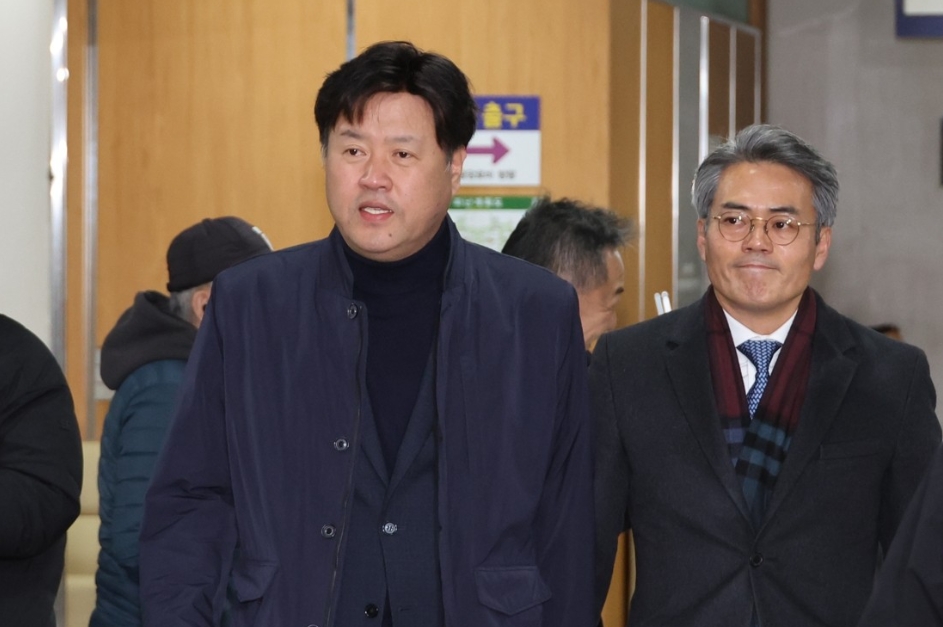 선고공판 출석하는 김용 전 부원장(사진=연합)