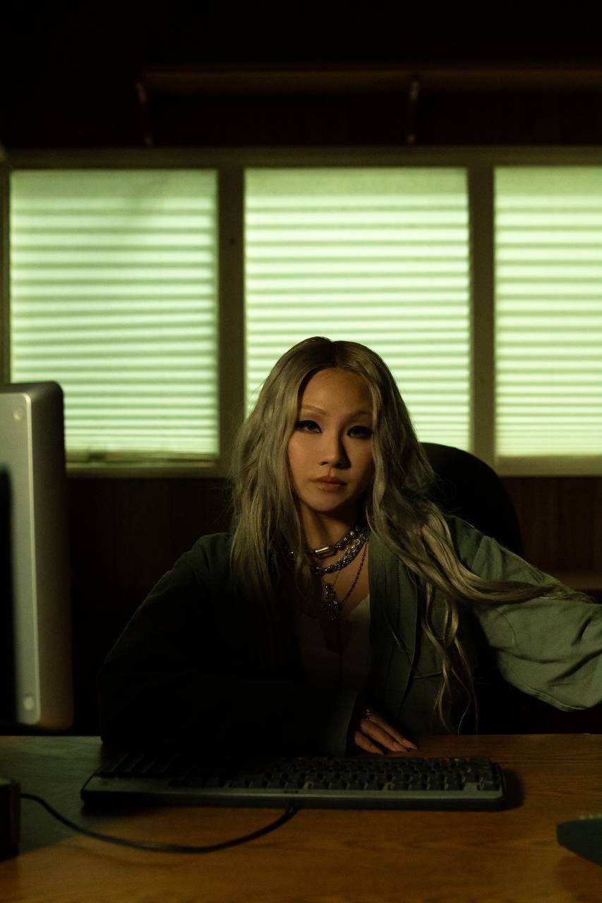 CL, 美 힙합 뮤지션 오프셋 뮤직비디오 카메오로 깜짝 출연…비하인드 사진도 공개