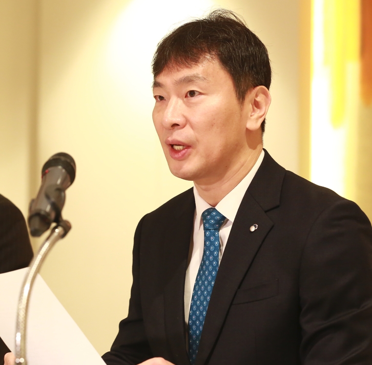 사진: 이복현 금감원장