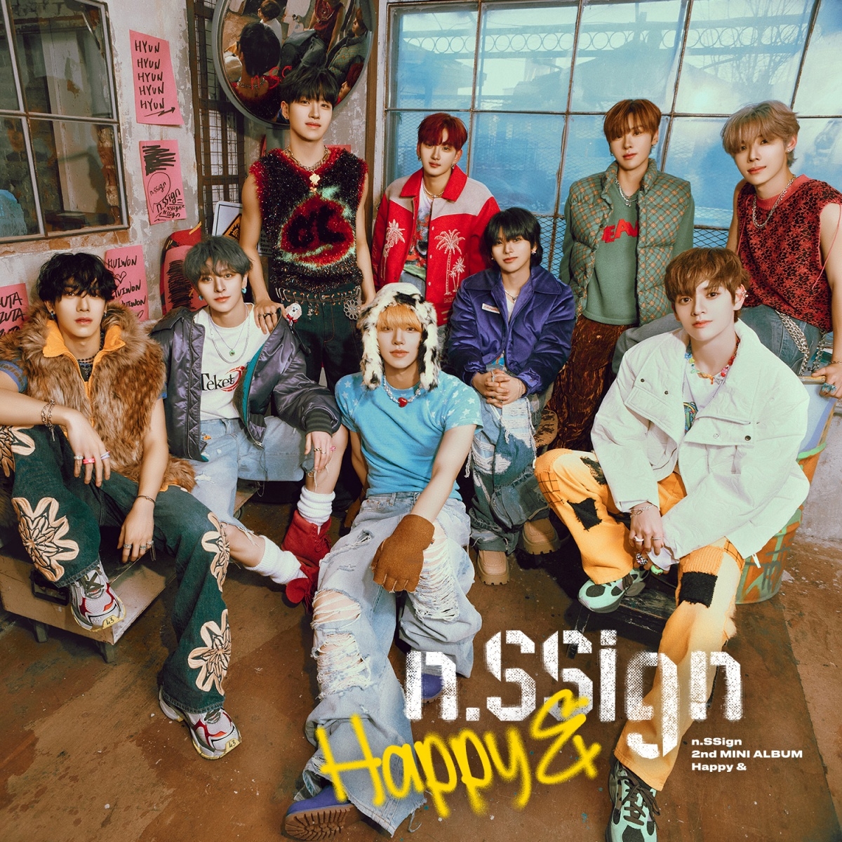 엔싸인, 미니 2집 단체 콘셉트 포토 속 빛나는 케미…신보 궁금증 ↑