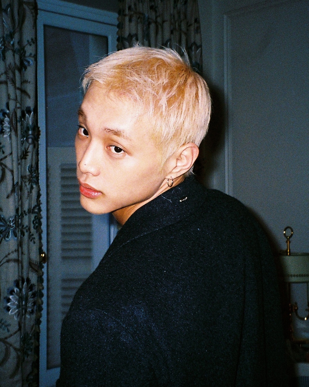 싱어송라이터 JEY, 24일 선공개 싱글 'CLOSE2U' 발매…직설적 가사로 '매력 UP'