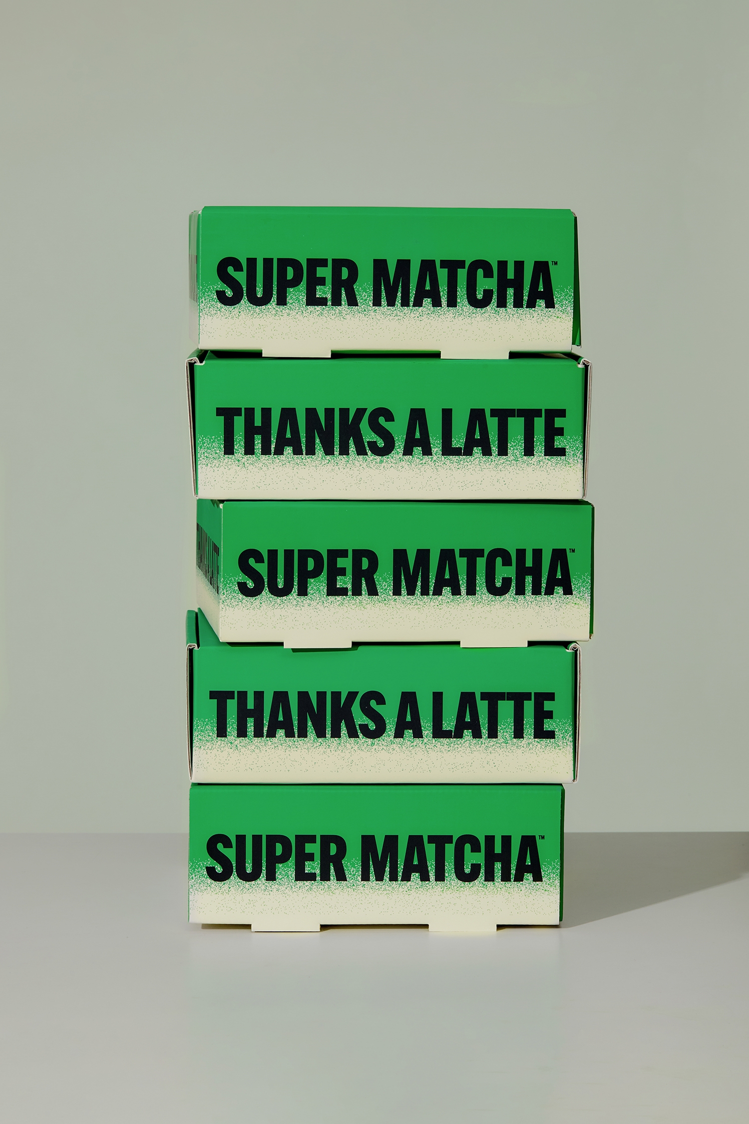 '슈퍼말차', 가정의 달 맞이 ‘슈퍼말차 라떼 무스케이크’ 선보여