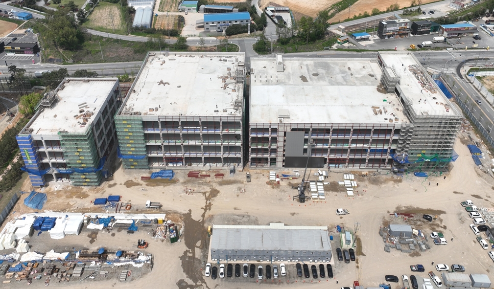 바이오플러스, 삭센다 이어 위고비 시밀러까지 점령...127조 시장 비만치료제 생산 유통 영역 확대