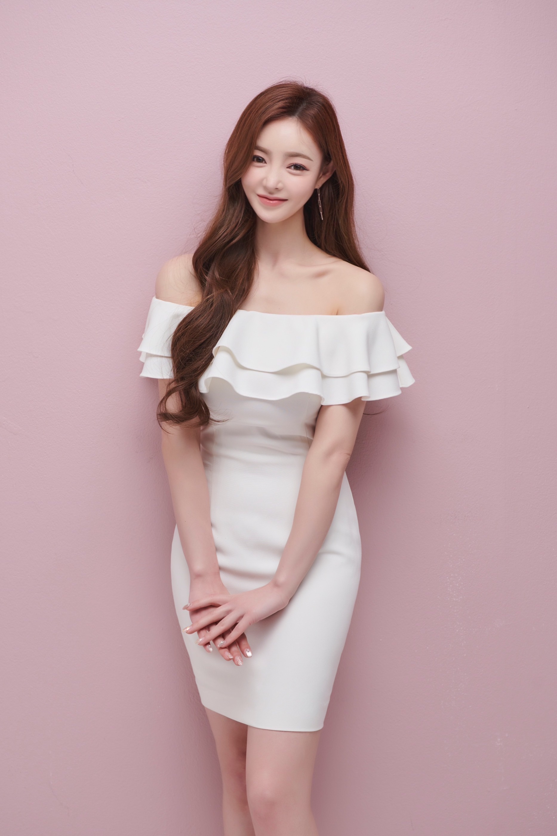 뮤지컬 배우 방세옥, 고감도 의류 브랜드 선보여