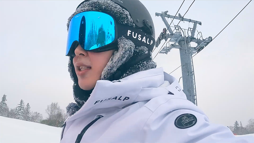 방탄소년단 지민, 정국의 ‘이게 맞아?!’ 삿포로 에피소드로 본 퓨잡 2024 FW 겨울 패션