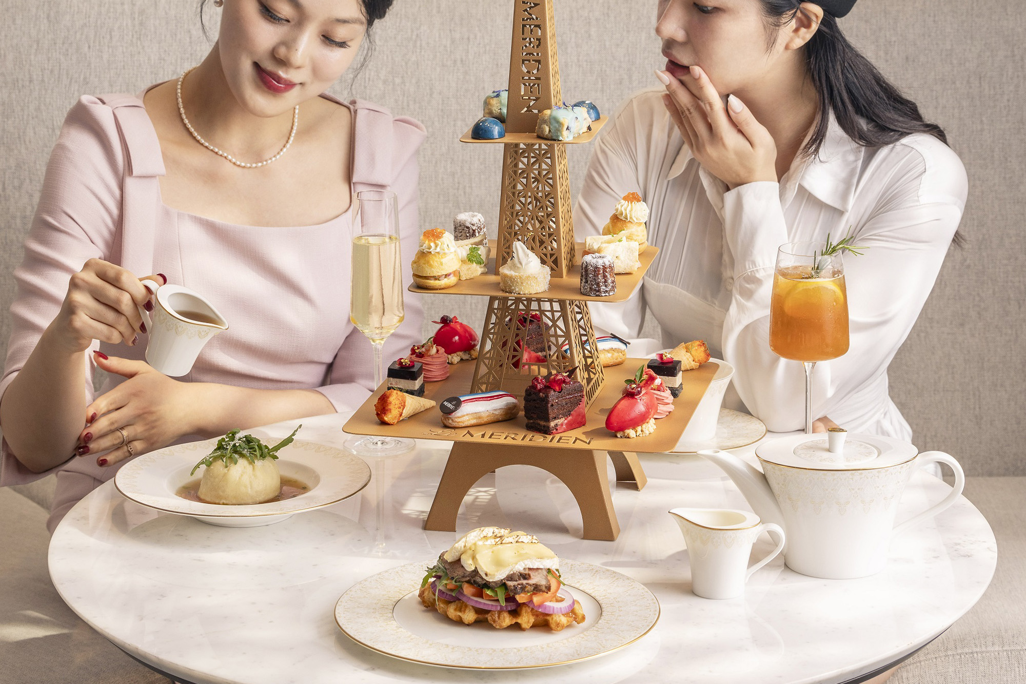 르메르디앙 서울 명동, 프렌치 시크 콘셉트의 애프터눈 티 세트 ‘스위트 인 파리’ 선봬