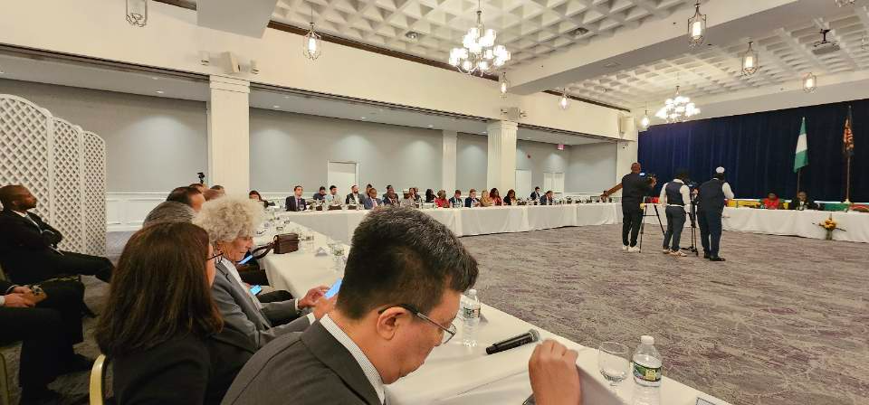 : AMSG 고위급 라운드 테이블 행사장에서 블룸테크놀로지의 이상윤 대표가 참석하고 있다