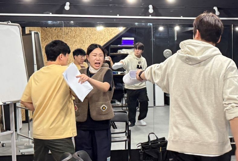 11월 7일, 대학로 올림아트센터에서 개막을 앞둔 휴먼코미디 연극 ‘보물찾기’, 연습실 스케치 공개