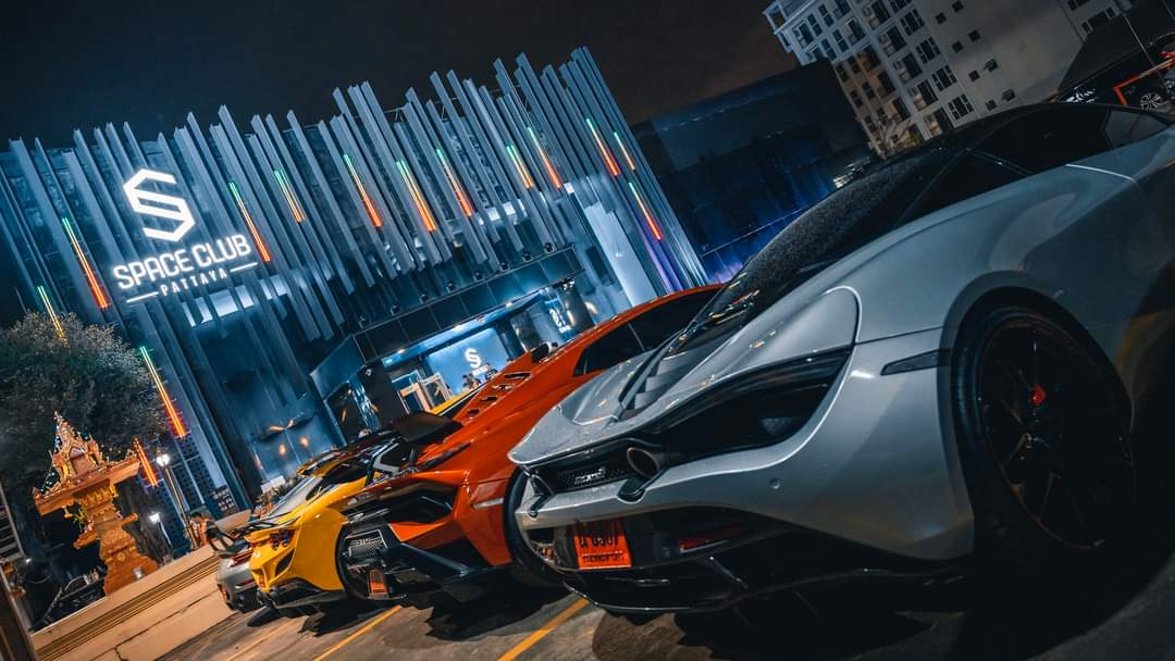 사진: 파타야최고의시설로 로얄클럽 및 핫플로 급부상한클럽