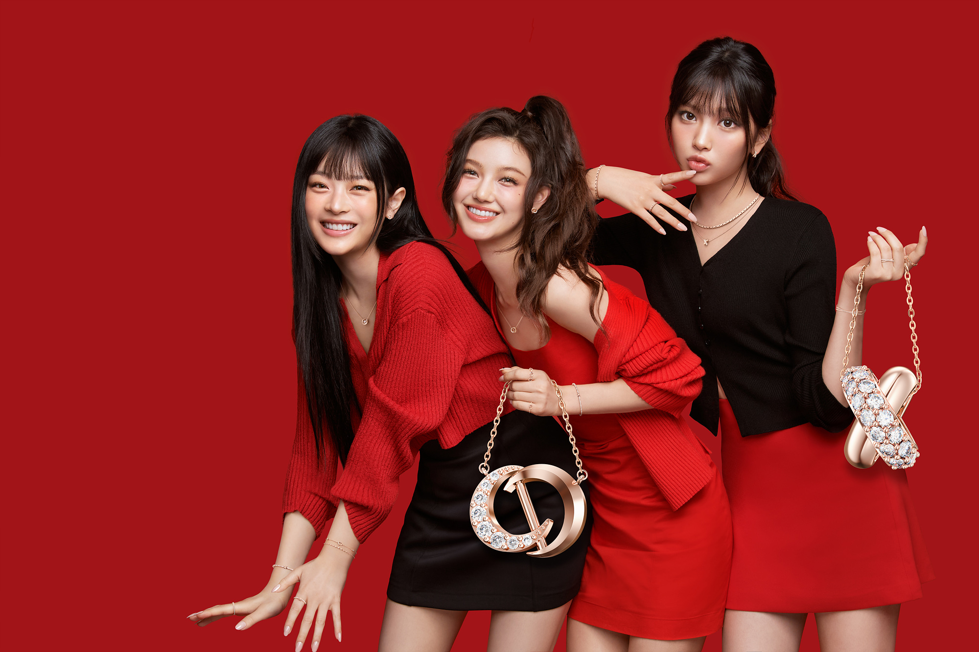 스톤헨지, 홀리데이다이아 출시