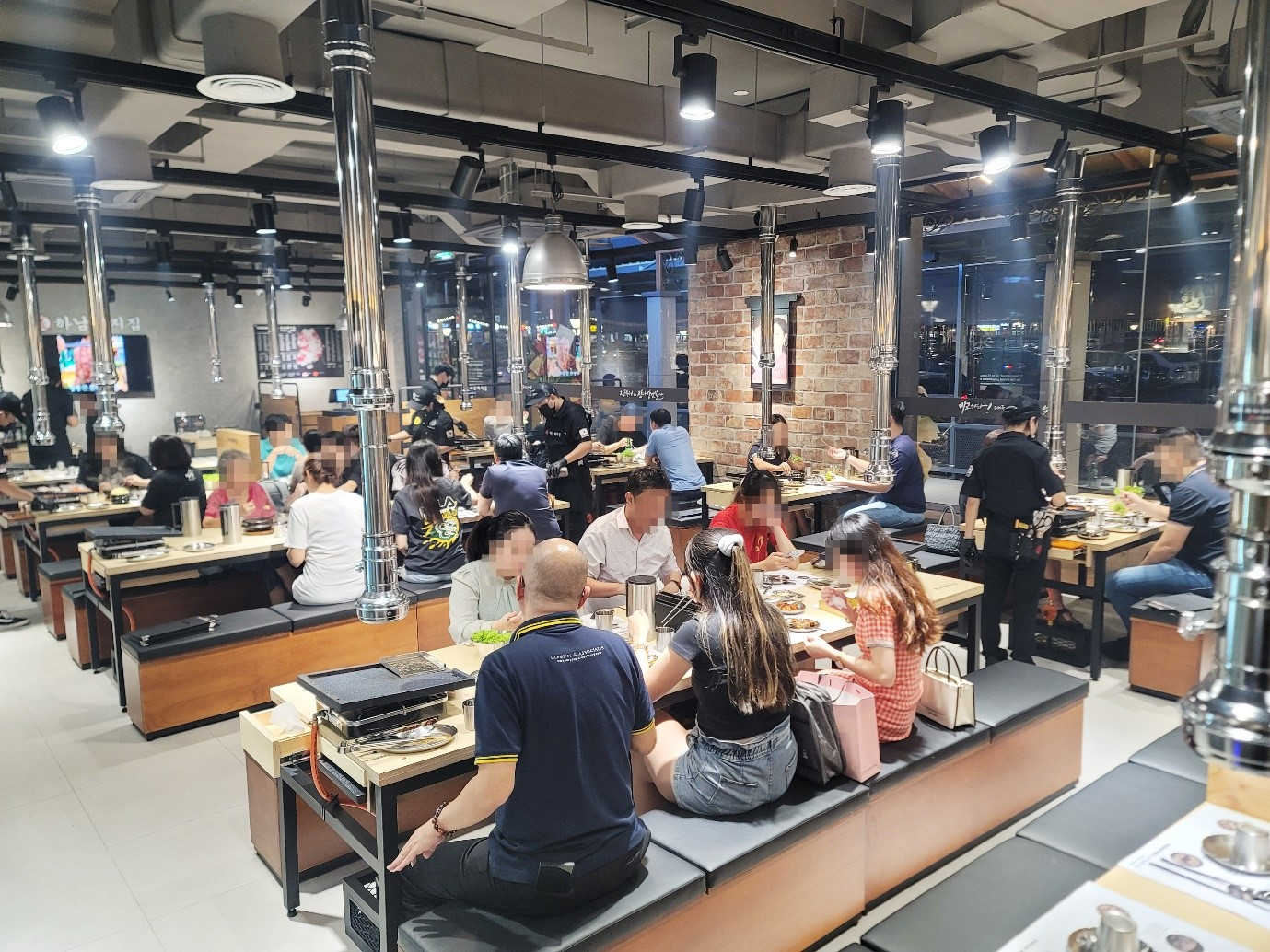 하남돼지집, 해외 11호점 말레이시아 푸총IOI몰에 오픈