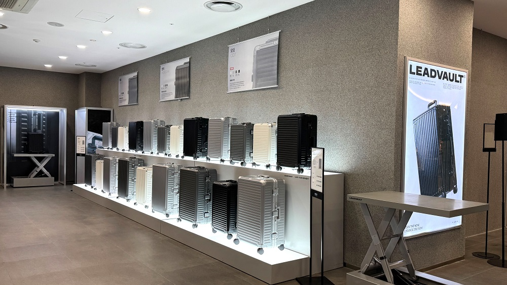 리드볼트, 부산 커넥트현대서 수도권 외 처음 팝업 열고 금고형 캐리어 등 선봬