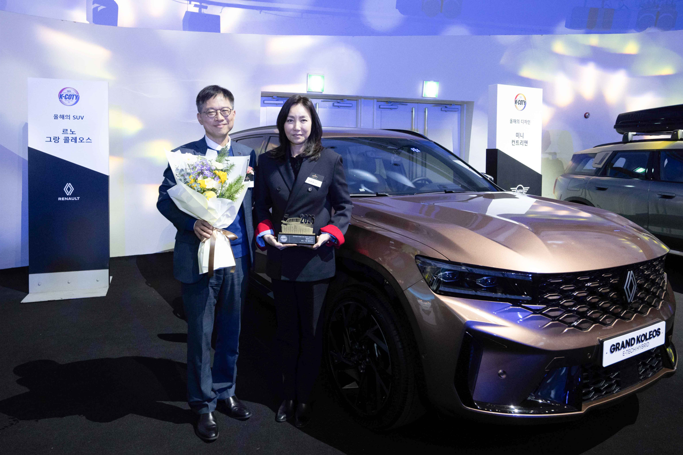 르노코리아 임석원 디렉터(좌측)와 상희정 경영전략본부장