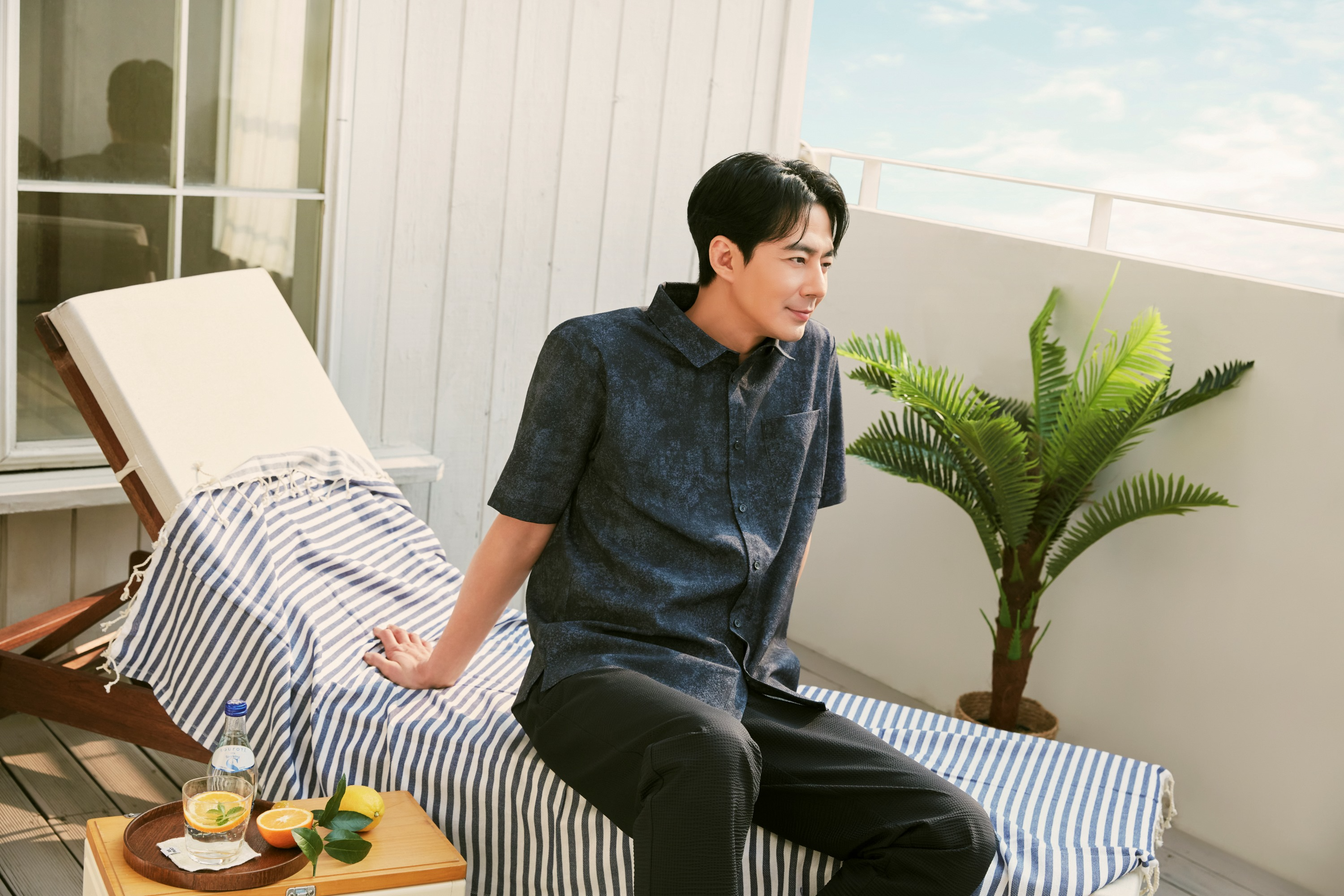 K2, 조인성과 함께한 25SS 아웃도어 화보 공개