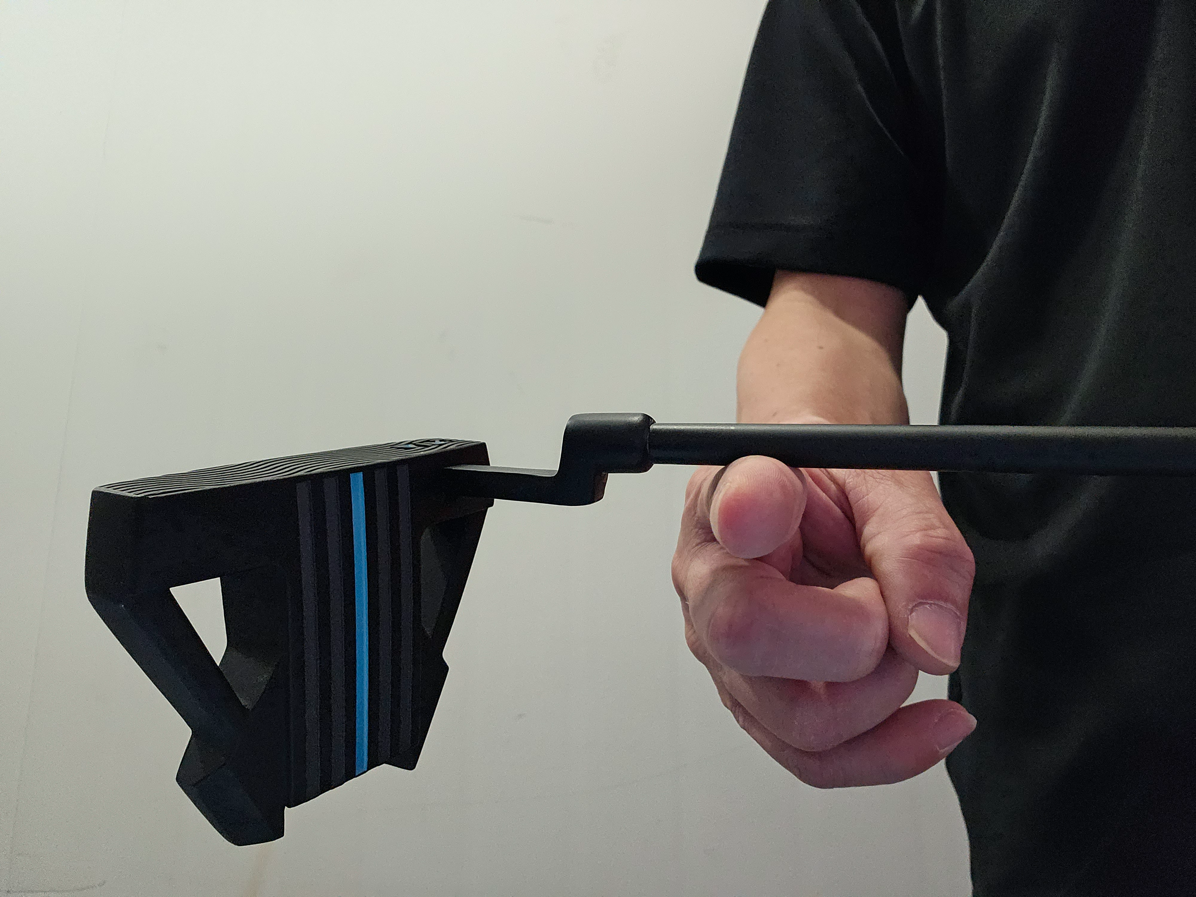 지스타골프, 초저중심 가벼운 퍼터 '아이젠 에어' 출시