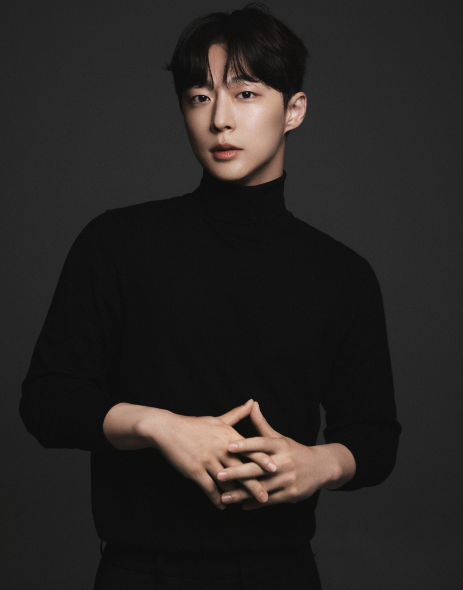 배인혁, '2025 대세 멀티캐 행보'→예능 ‘길바닥 밥장사’ 출연