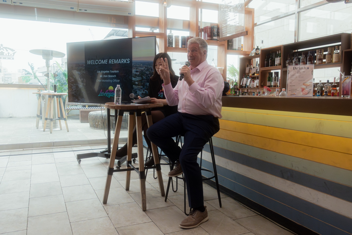 돈 스키오 최고마케팅책임자 & 최지인 과장