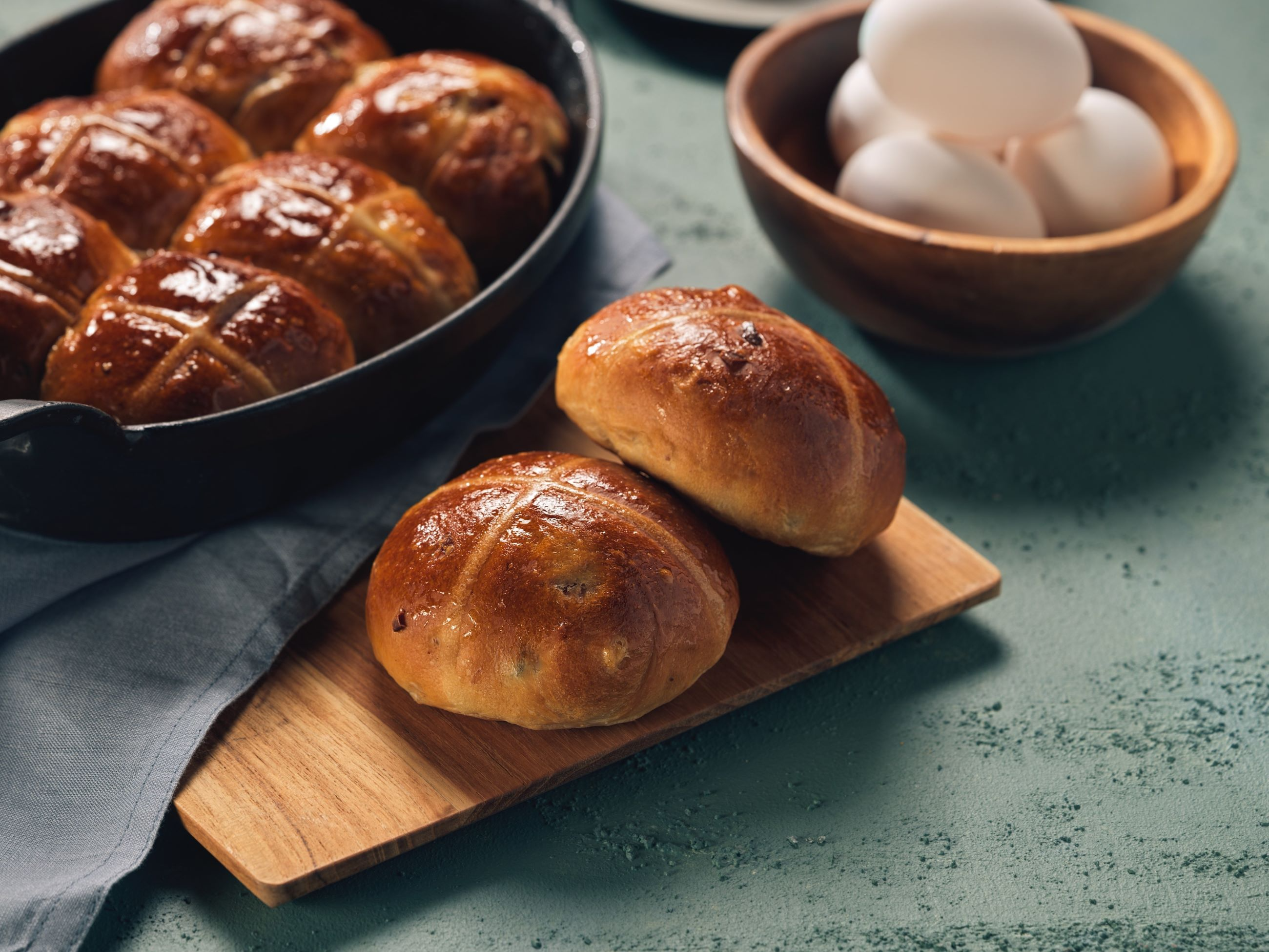 안다즈 서울 강남, 부활절 기념 핫 크로스 번 출시