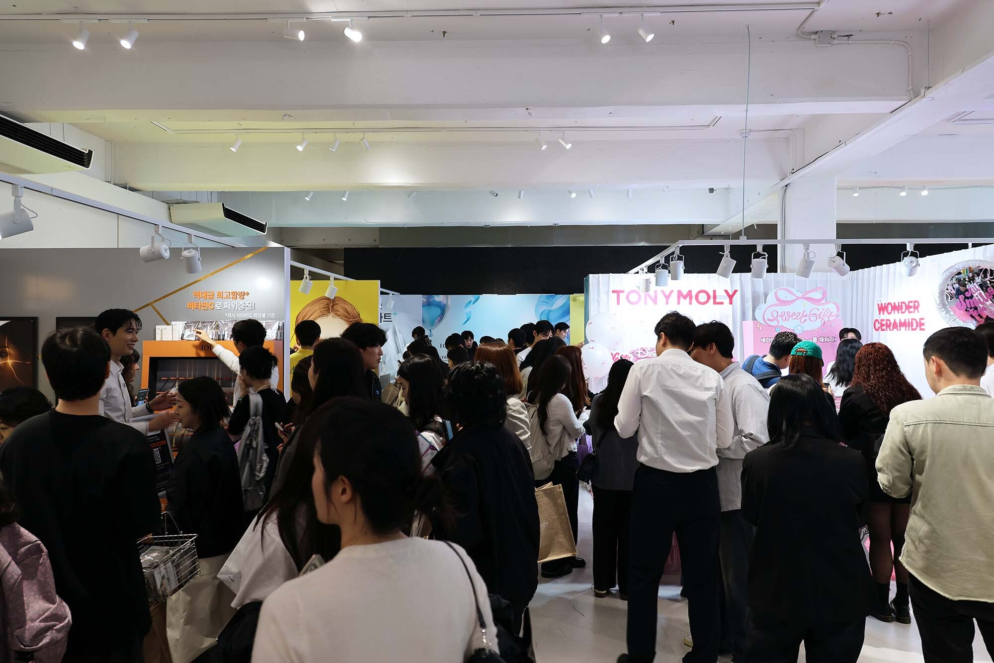 쿠팡, ‘메가뷰티쇼 버추얼스토어’ 오픈…와우회원, “2만원으로 18배 혜택” 역대 최대