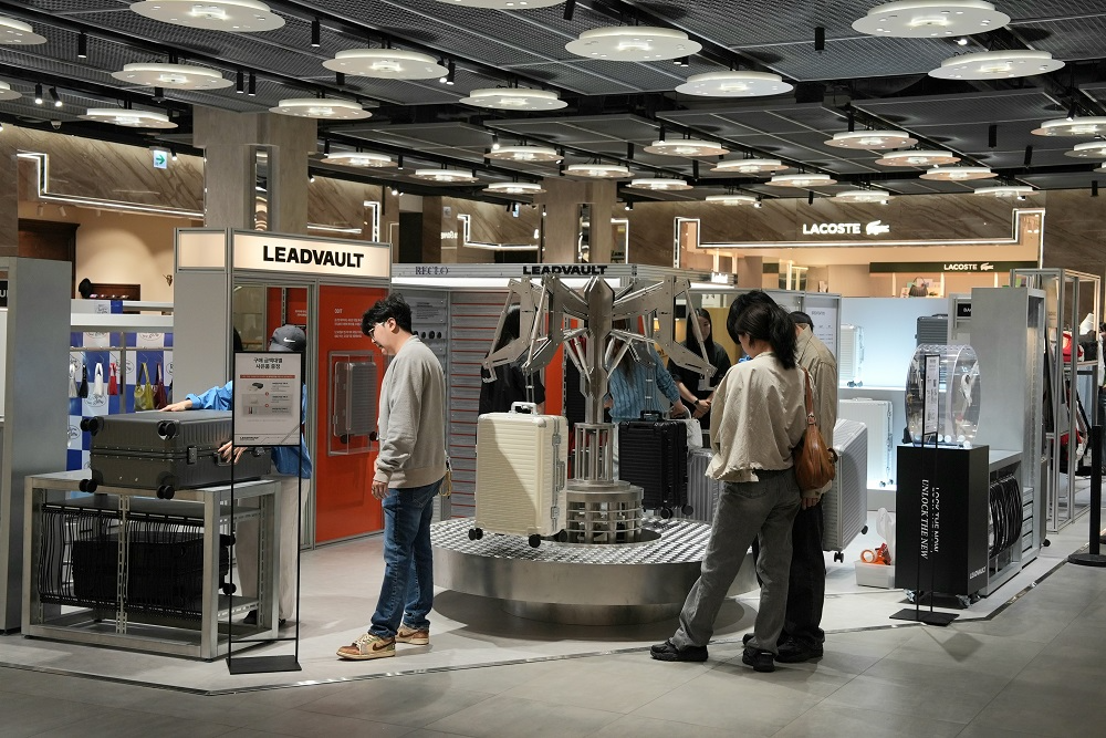 리드볼트 여행용캐리어, 판교 현대백화점 팝업 통해 신제품 등 전시, 판매