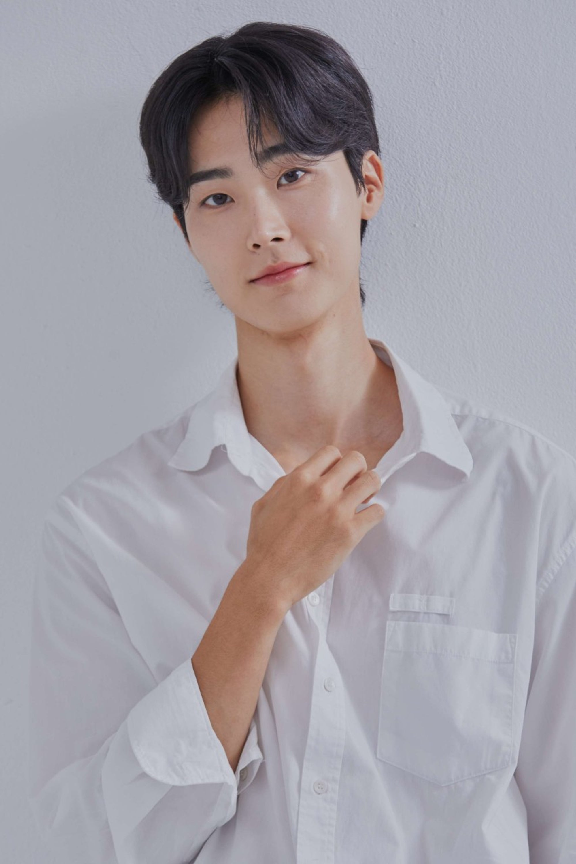 황시우, 누아엔터테인먼트와 전속계약 체결…새로운 도약 예고