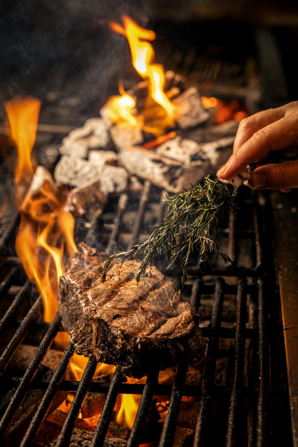 그랜드 하얏트 인천, ‘풀 하우스 바비큐’ 선봬…낭만 가득한 저녁 식사