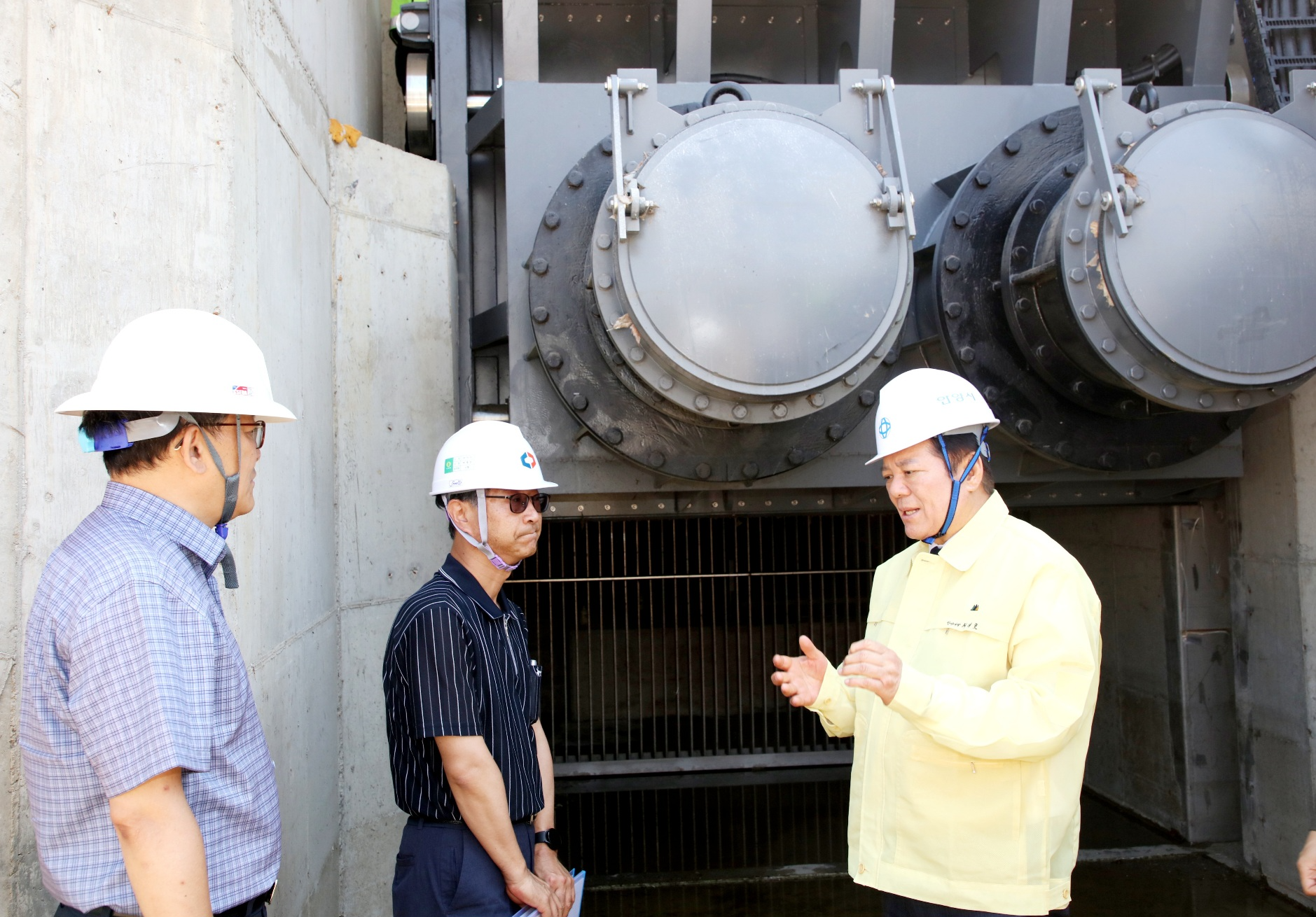 수문일체형 빗물펌프시설 공사현장 점검