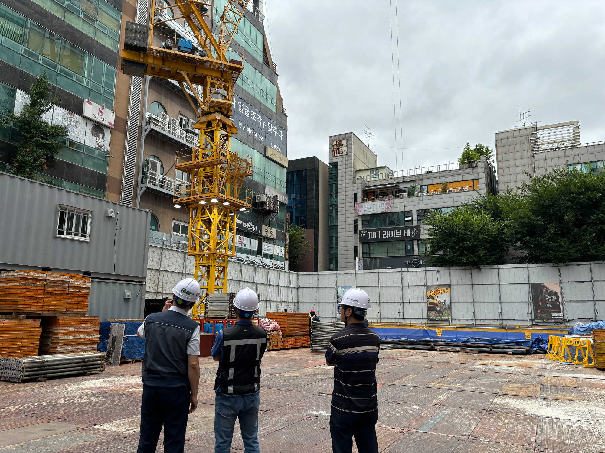 성남시 관계자 장마대비 건축공사장 점검