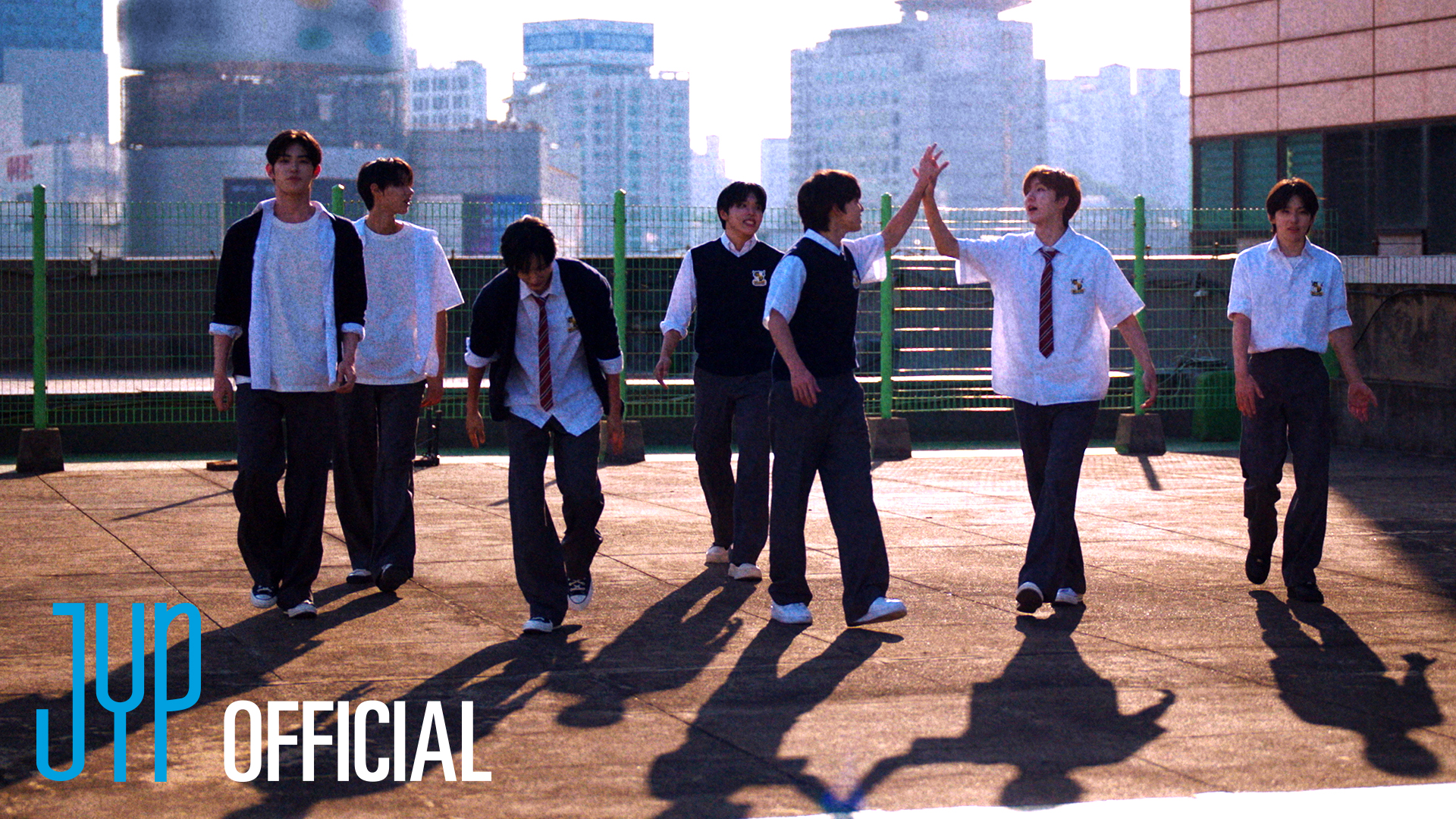 킥플립, ‘언젠가 태양은 폭발해’ 라이브 클립 공개…폭발적 보컬 실력 자랑