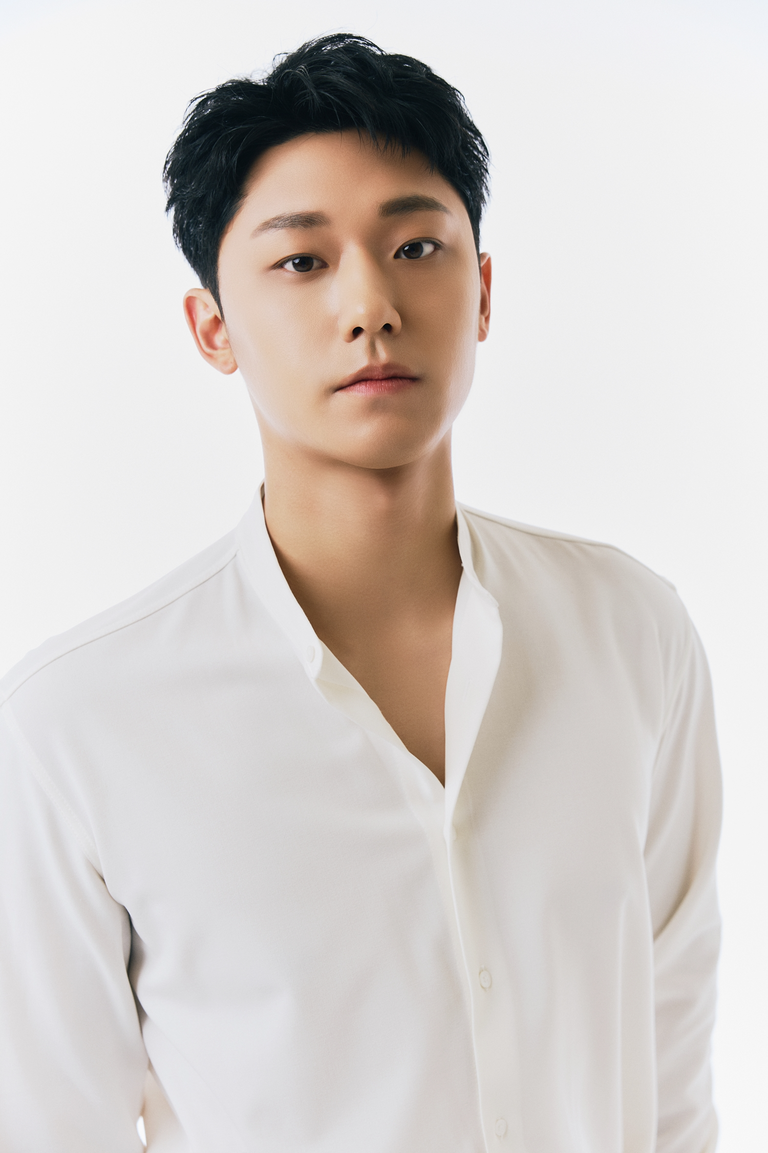 이도현, ‘그랜드 갤럭시 호텔’ 출연 확정…전역 후 첫 작품