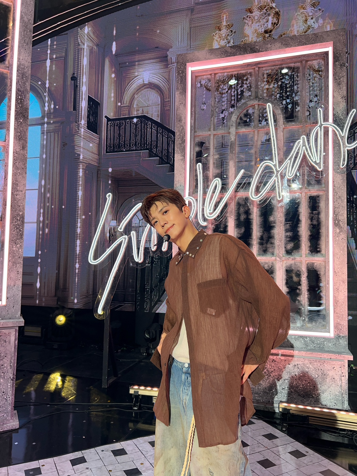 장우영, 신곡 'Simple dance' 퍼포먼스 호평…‘비주얼+안무+보컬’ 삼박자 갖춘 음악방송 무대 눈길