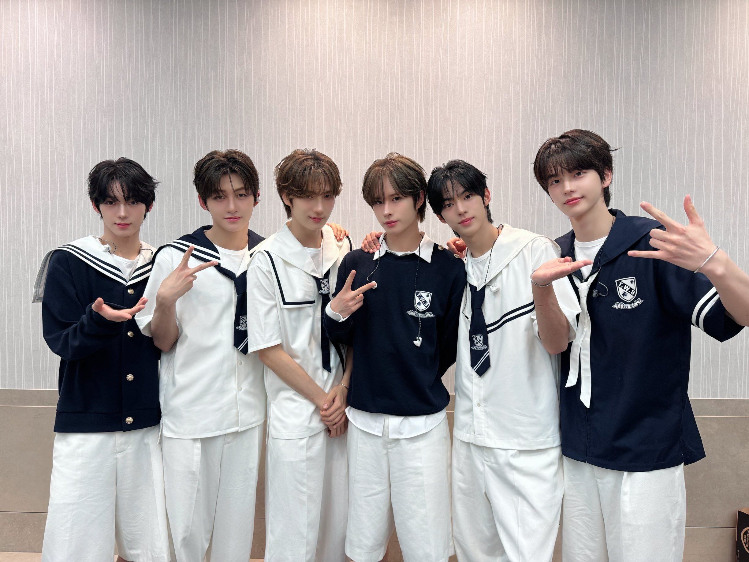 ‘日 데뷔’ TWS, ‘음악방송+페스티벌’ 접수…가장 뜨거운 K-팝 기대주 ‘눈도장’