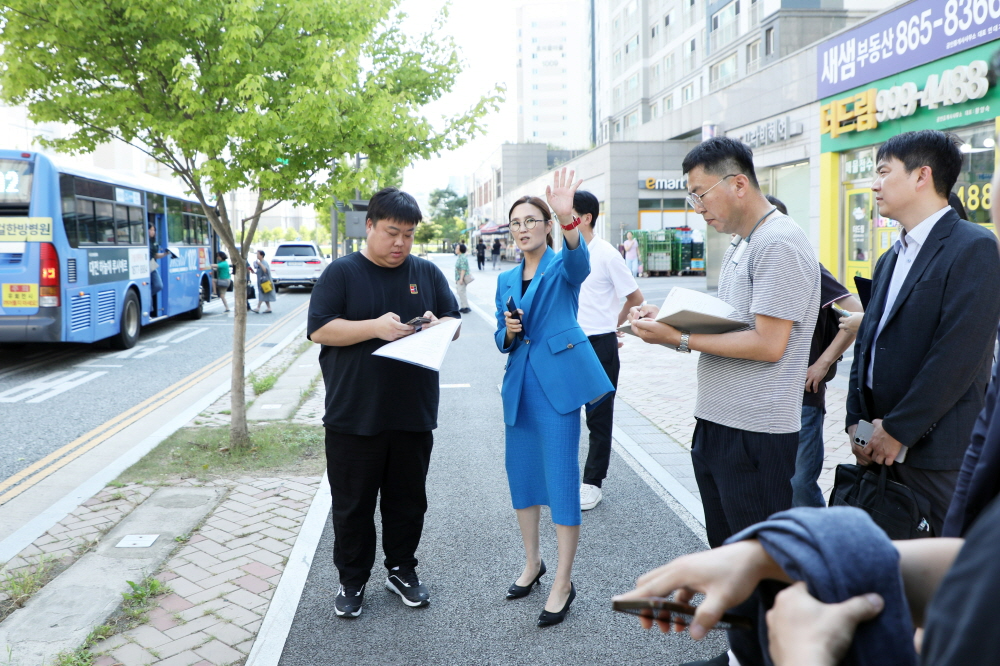 세종시 보행자 환경조성을 위한 대중교통 개선 연구모임 제3차 간담회 (사진 김현미 의원)
