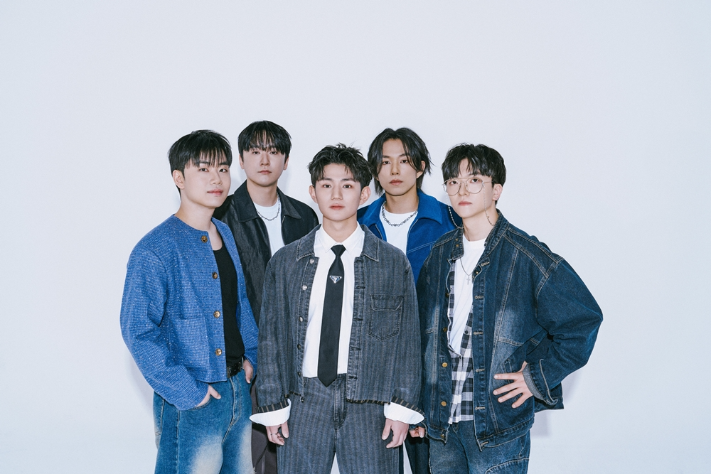 밴드 몽돌, 독보적 아우라 담은 새 프로필 이미지 공개…컬래버 싱글 ‘Fighting’ 발매 ‘기대감 UP’