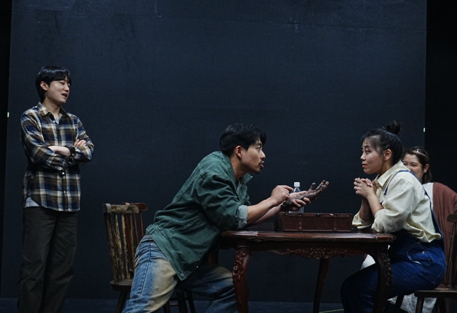 부산 대표 창작극단 아이컨택 × 어댑터씨어터, 심리스릴러 'Monkey Trap'으로 8월 무대 점령