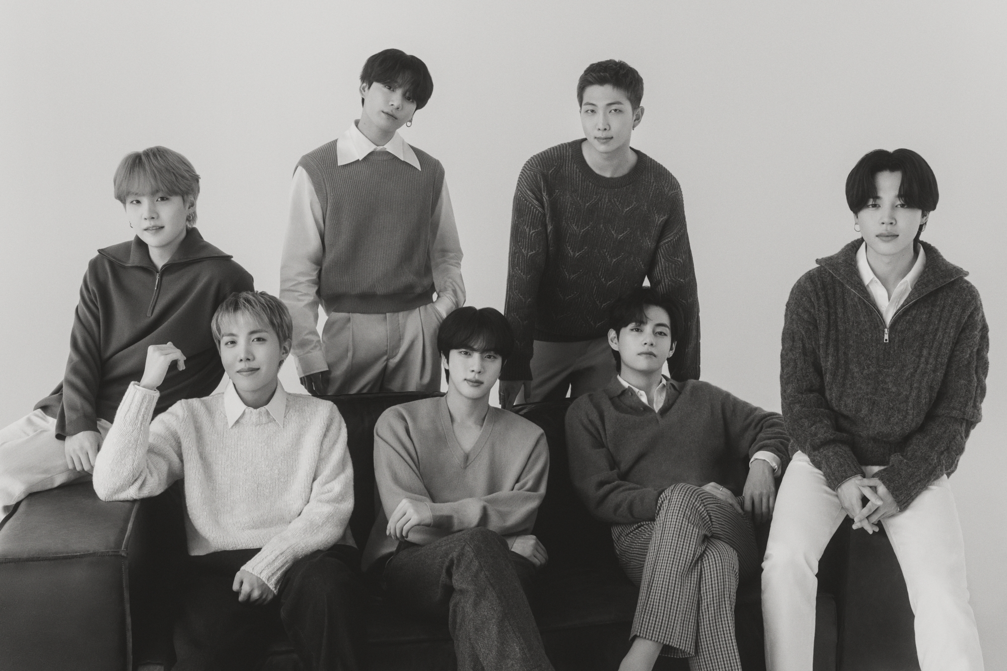 BTS의 체험형 전시 팝업, ‘2025 레드닷 디자인 어워드’ 본상 수상…총 9개 도시서 개최