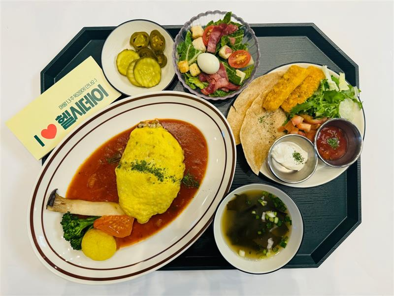 저속노화(Slow Aging) 실천 식단 '오므라이스와 데미소스'