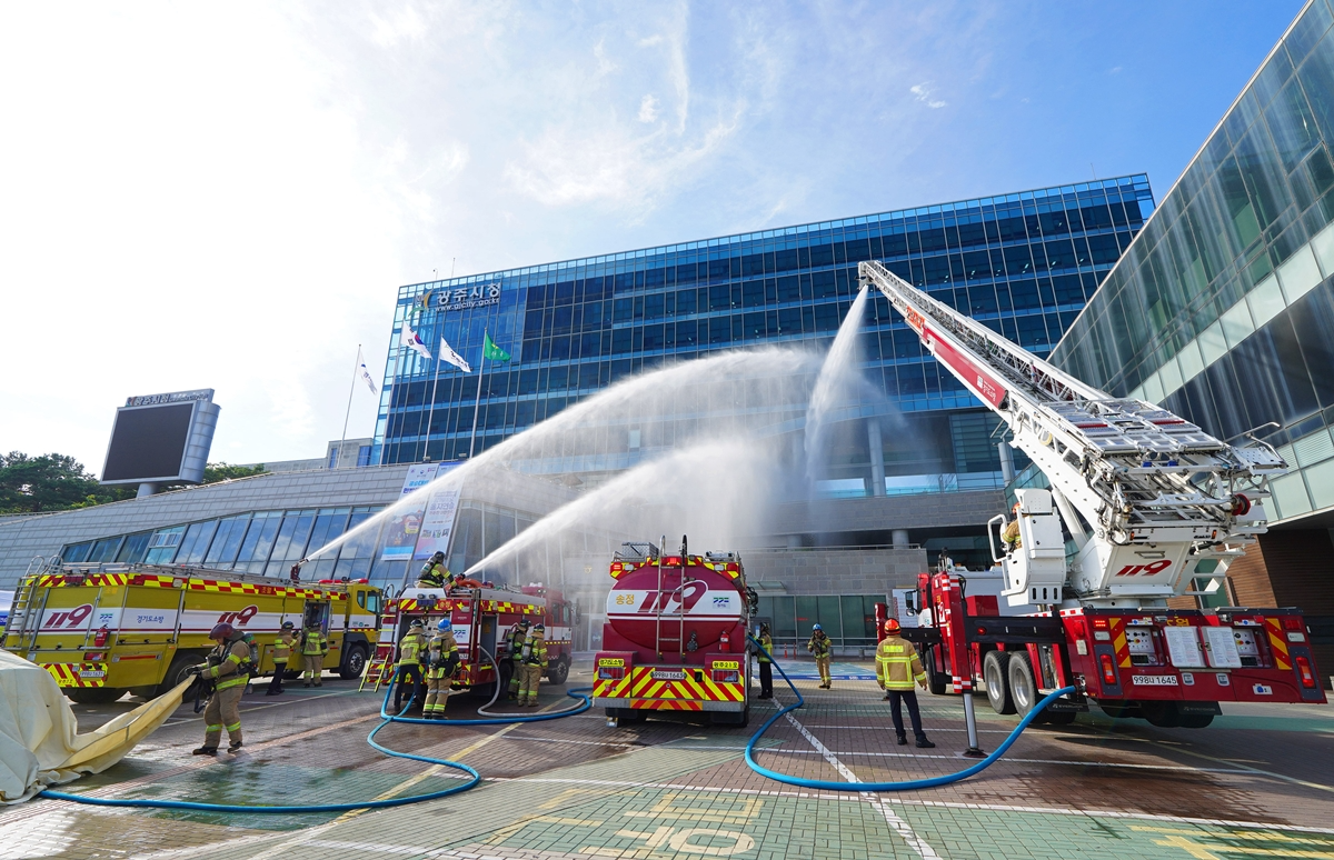 을지연습과 연계해 청사 폭발 테러 대비 실제 훈련